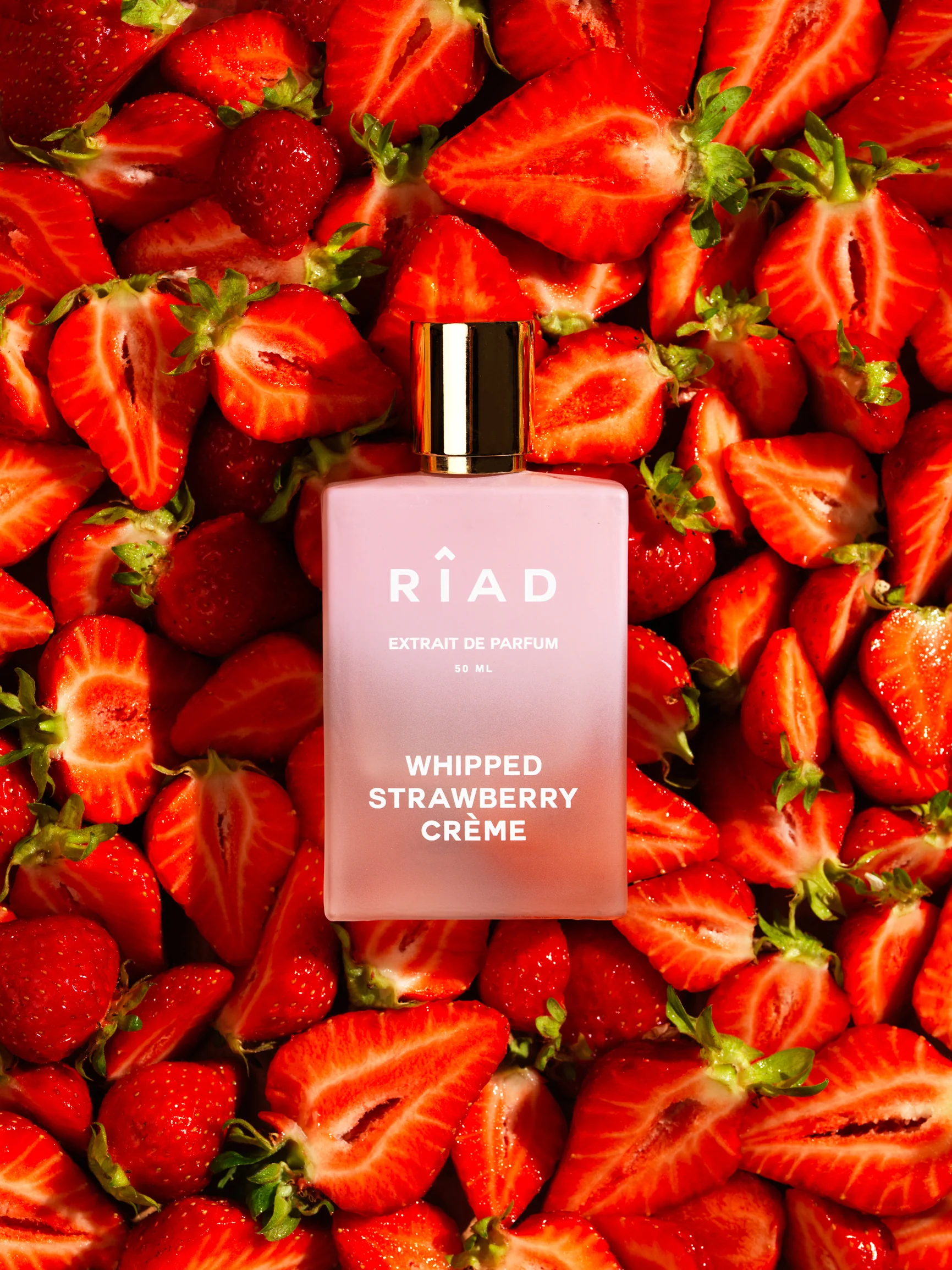 WHIPPED STRAWBERRY CRÈME - Image 3